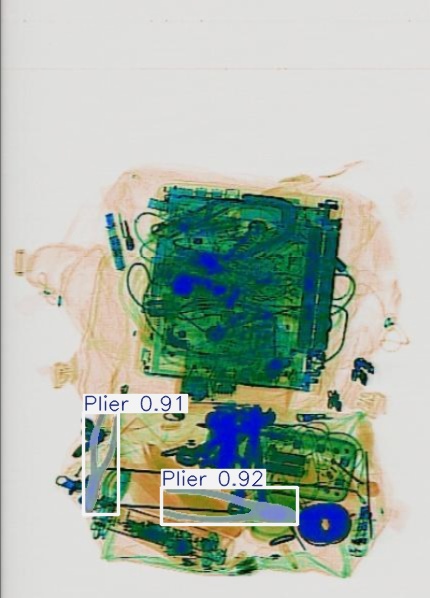 Detection preview by Segmentation_V11_large_300_train_300
