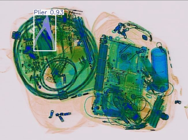 Detection preview by Segmentation_V11_large_300_train_300