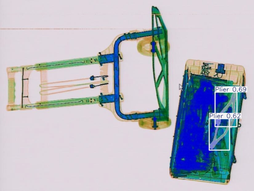 Detection preview by Segmentation_V11_large_300_train_300