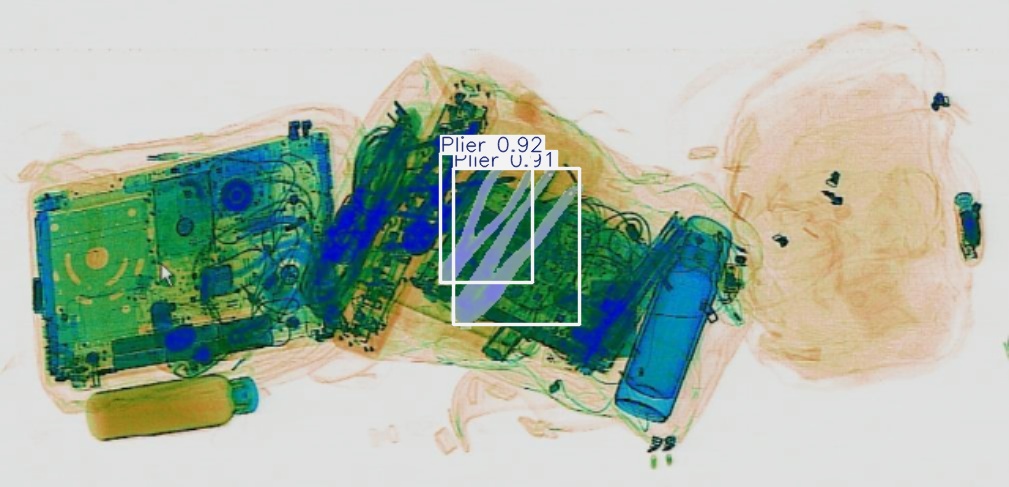 Detection preview by Segmentation_V11_large_300_train_300
