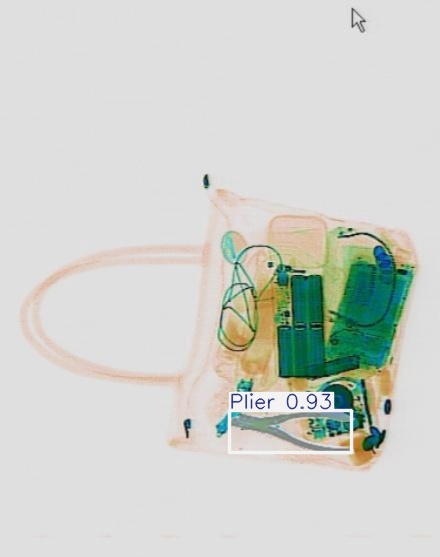 Detection preview by Segmentation_V11_large_300_train_300