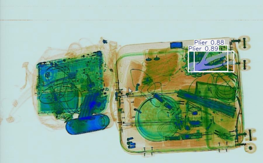 Detection preview by Segmentation_V11_large_300_train_300