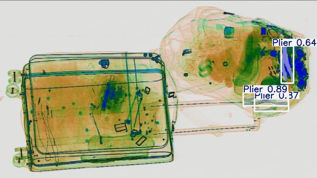 Detection preview by Segmentation_V11_large_300_train_300