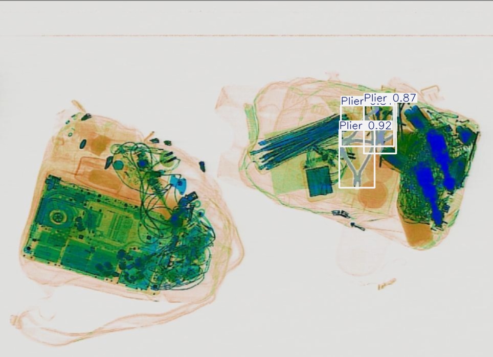 Detection preview by Segmentation_V11_large_300_train_300