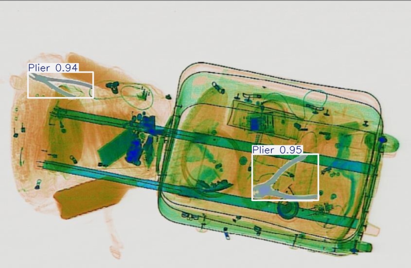 Detection preview by Segmentation_V11_large_300_train_300
