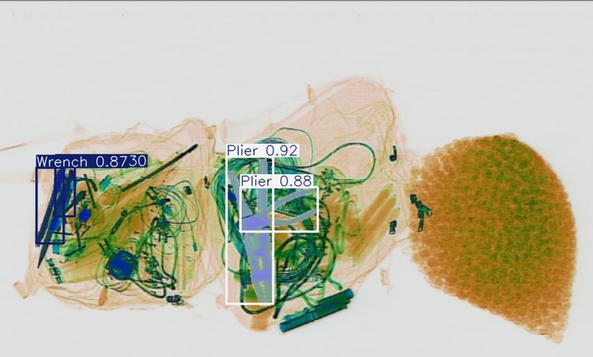 Detection preview by Segmentation_V11_large_300_train_300