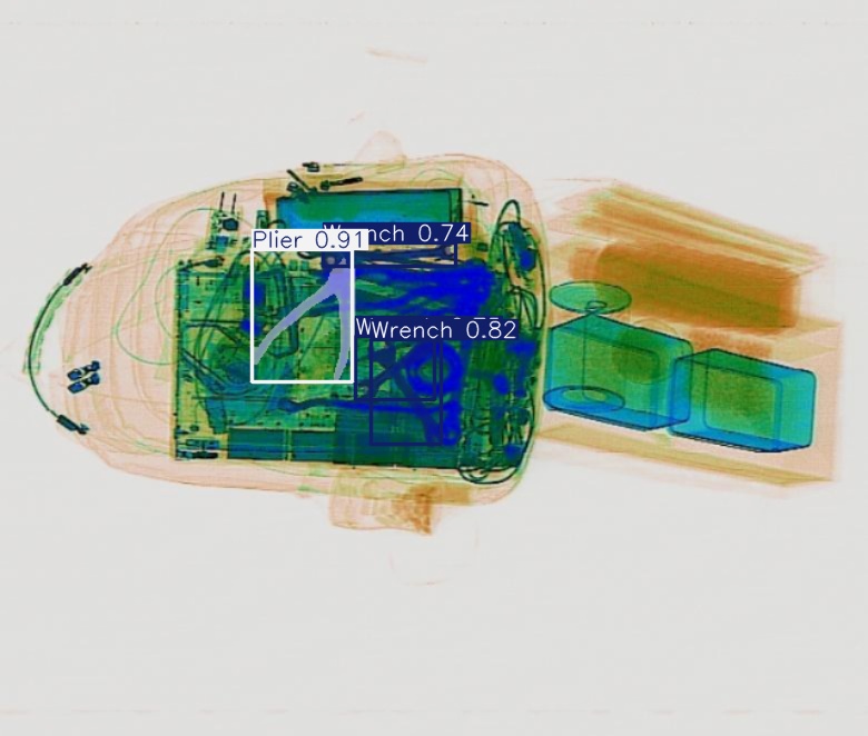 Detection preview by Segmentation_V11_large_300_train_300