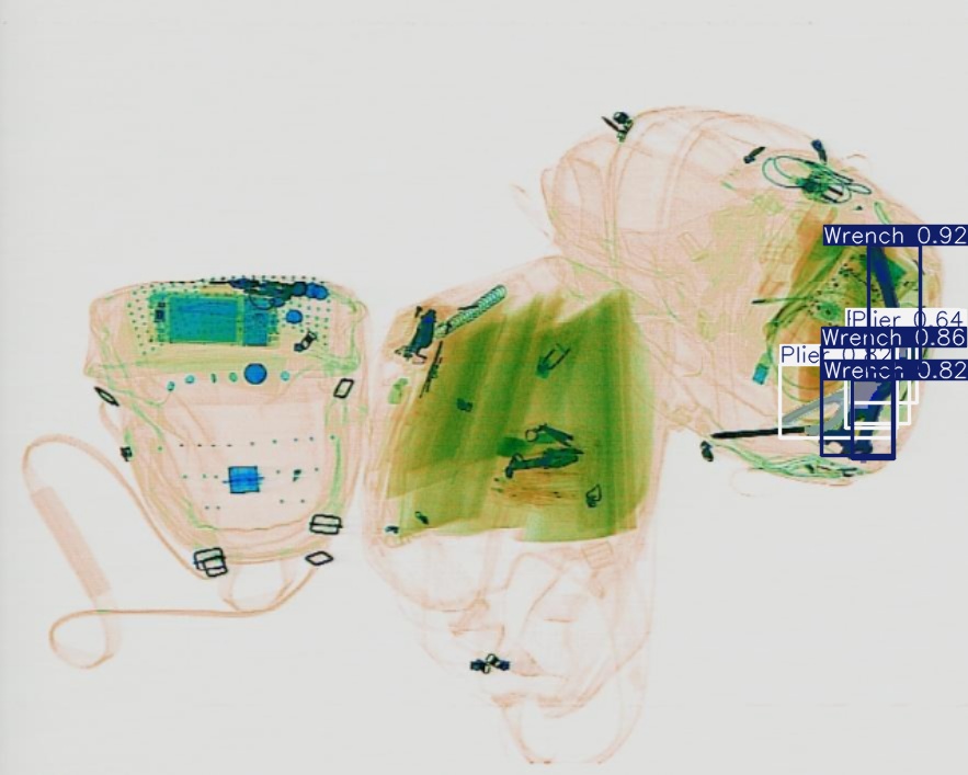 Detection preview by Segmentation_V11_large_300_train_300