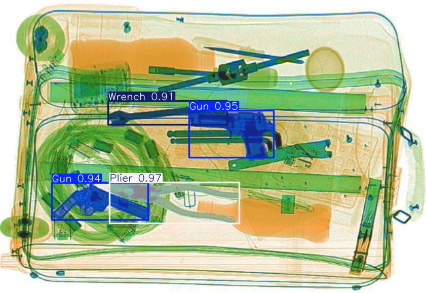 Detection preview by Segmentation_v8_large_300_train_300