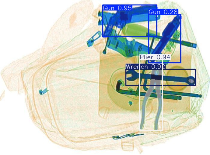 Detection preview by Segmentation_v8_large_300_train_300