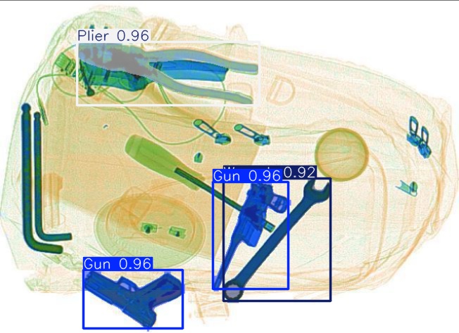 Detection preview by Segmentation_v8_large_300_train_300