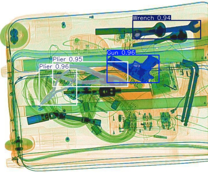 Detection preview by Segmentation_v8_large_300_train_300