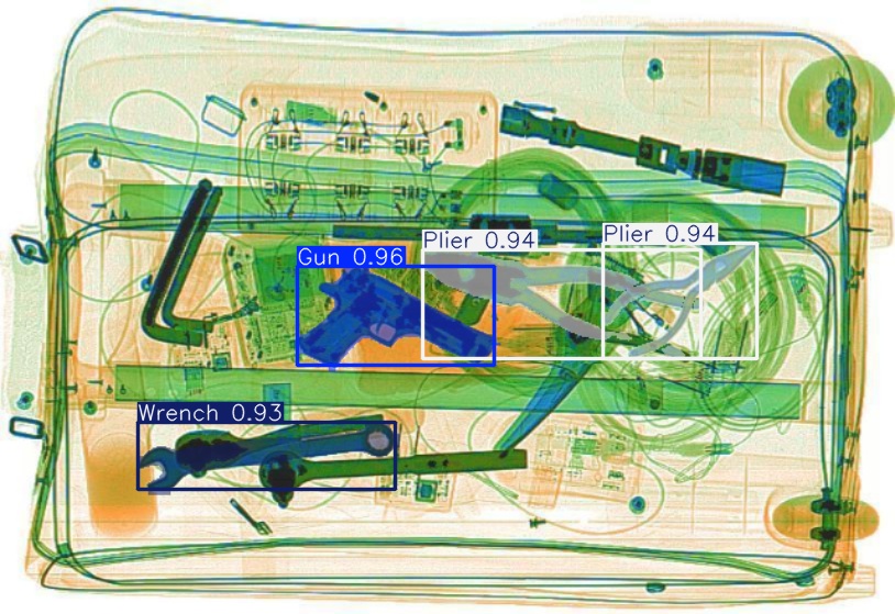 Detection preview by Segmentation_v8_large_300_train_300