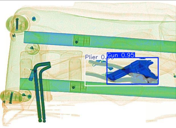 Detection preview by Segmentation_v8_large_300_train_300