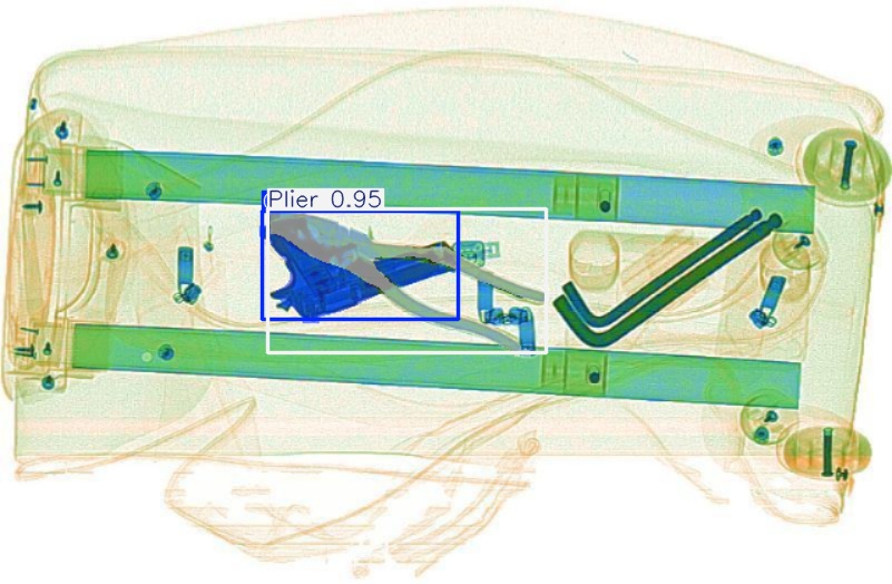 Detection preview by Segmentation_v8_large_300_train_300