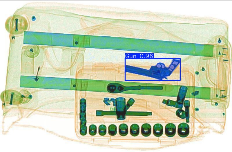 Detection preview by Segmentation_v8_large_300_train_300