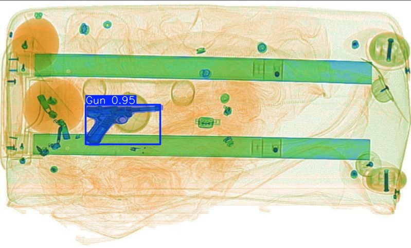 Detection preview by Segmentation_v8_large_300_train_300
