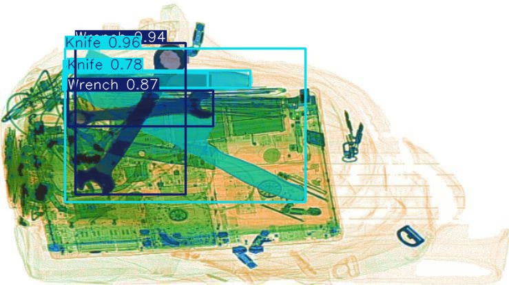 Detection preview by Segmentation_v8_large_300_train_300