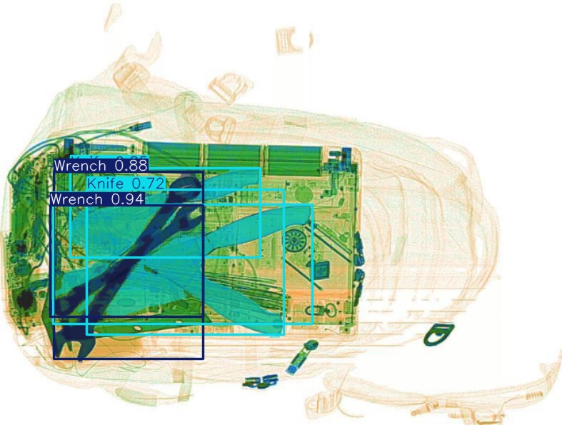 Detection preview by Segmentation_v8_large_300_train_300