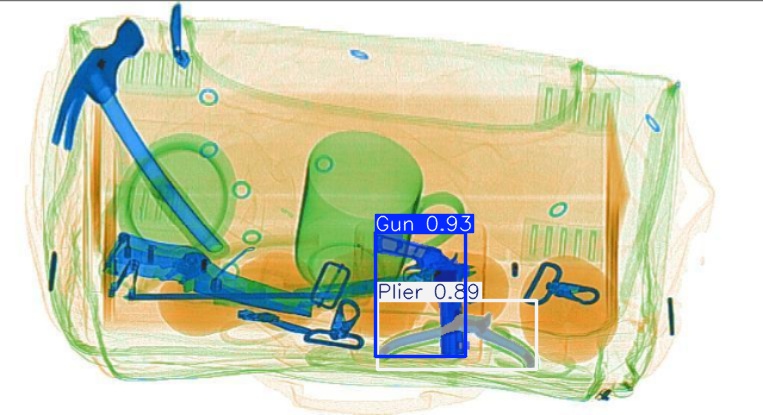 Detection preview by Segmentation_v8_large_300_train_300