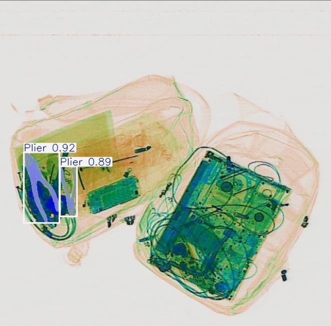 Detection preview by Segmentation_v8_large_300_train_300