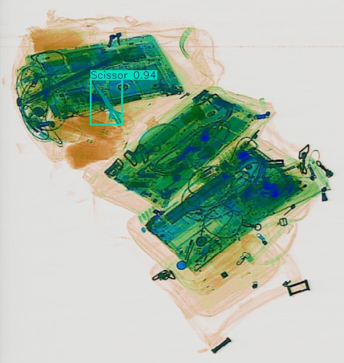 Detection preview by Segmentation_v8_large_300_train_300