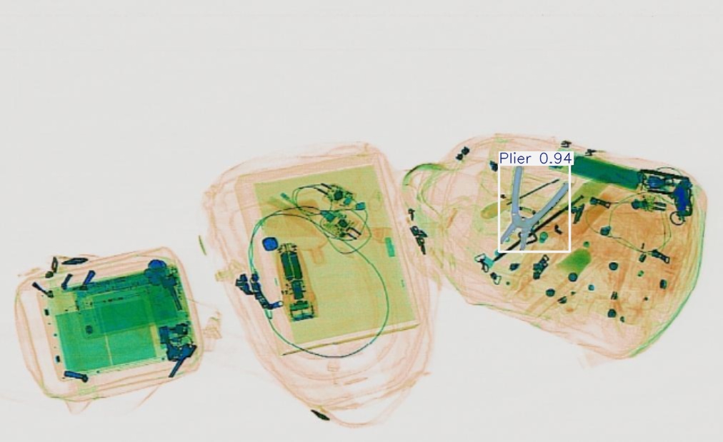 Detection preview by Segmentation_v8_large_300_train_300