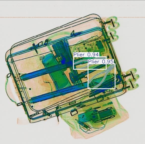Detection preview by Segmentation_v8_large_300_train_300
