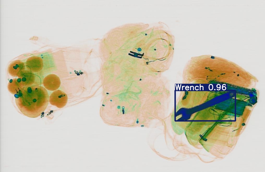 Detection preview by Segmentation_v8_large_300_train_300