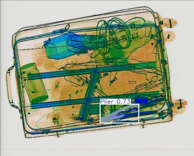Detection preview by Segmentation_v8_large_300_train_300