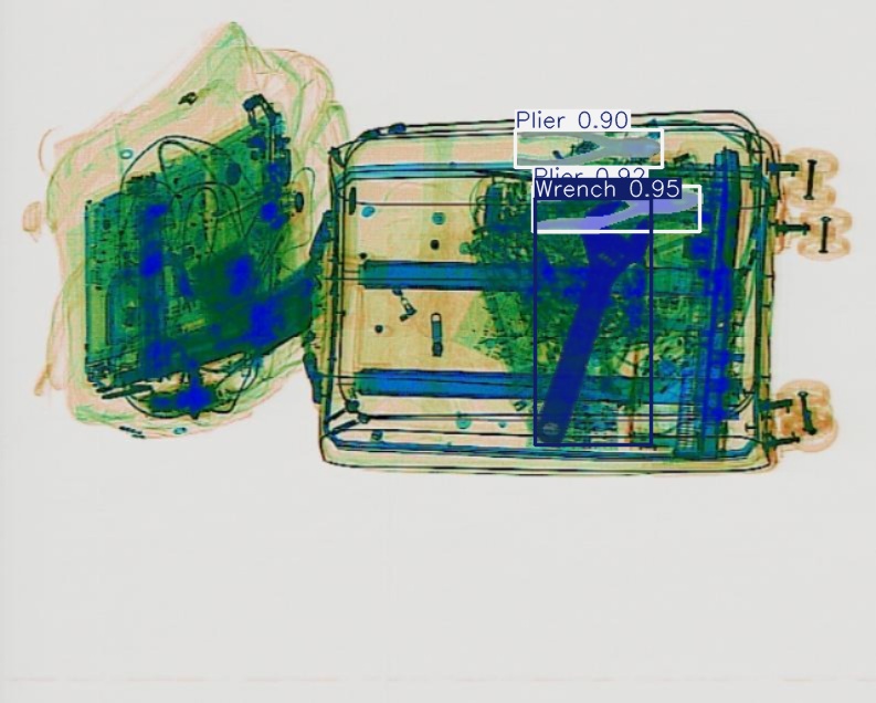 Detection preview by Segmentation_v8_large_300_train_300