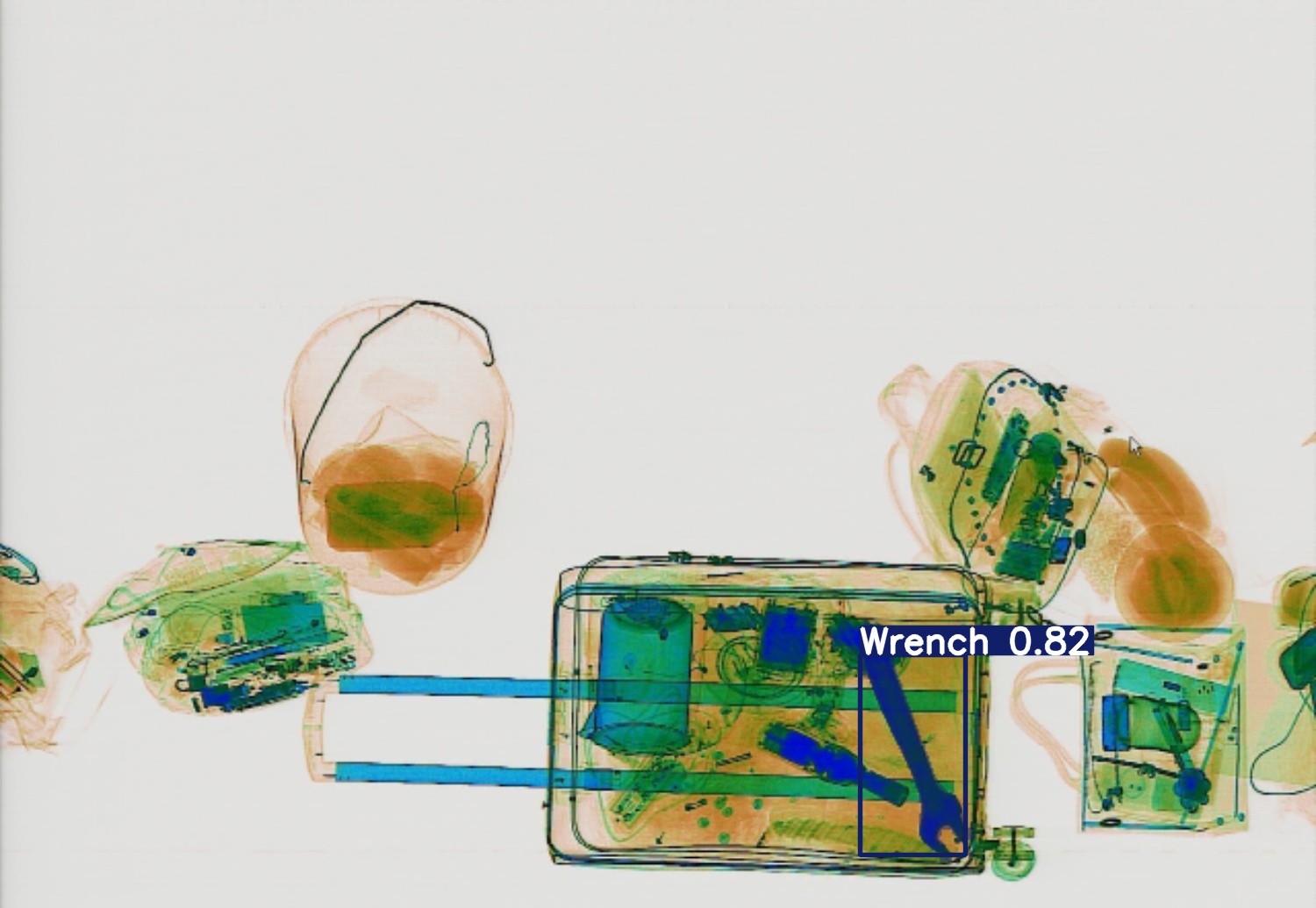 Detection preview by Segmentation_v8_large_300_train_300