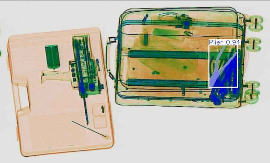 Detection preview by Segmentation_v8_large_300_train_300