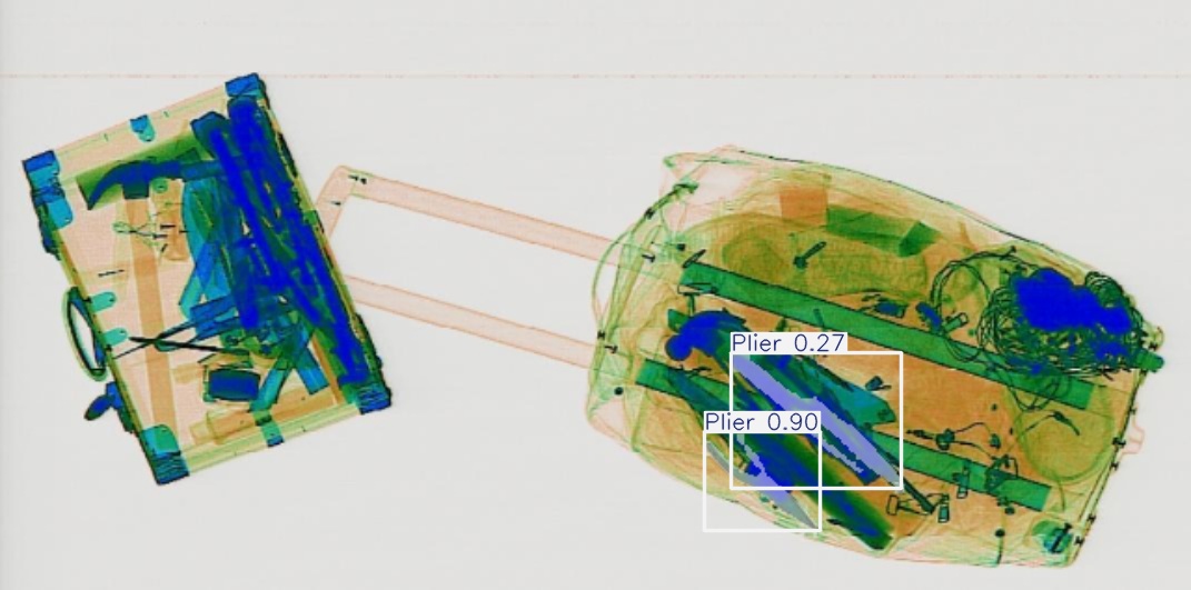 Detection preview by Segmentation_v8_large_300_train_300