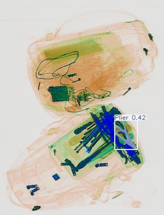 Detection preview by Segmentation_v8_large_300_train_300