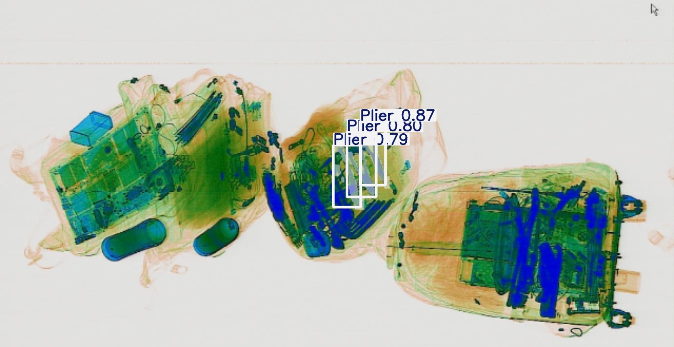 Detection preview by Segmentation_v8_large_300_train_300