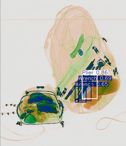 Detection preview by Segmentation_v8_large_300_train_300