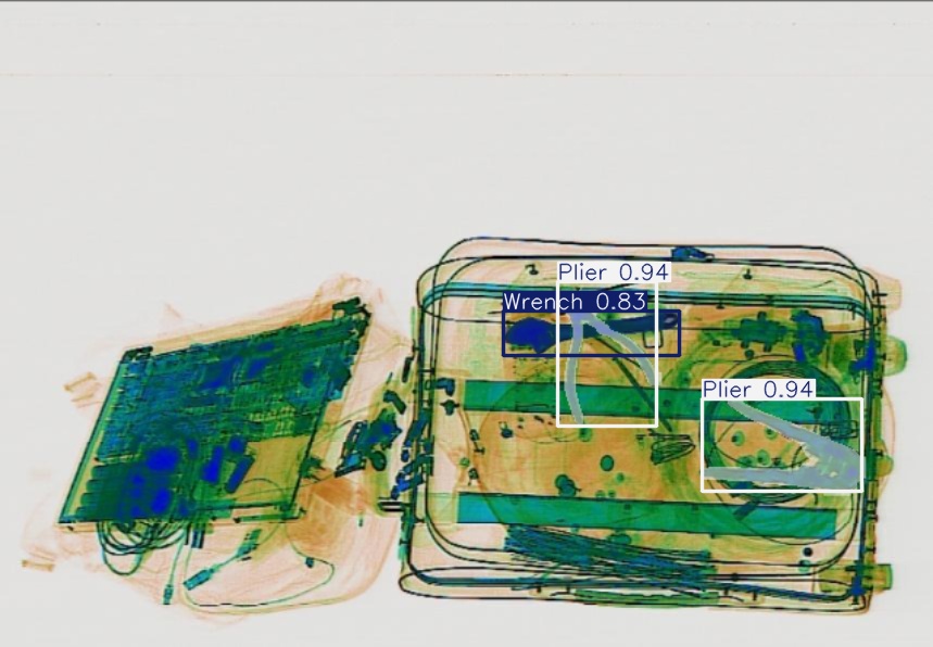 Detection preview by Segmentation_v8_large_300_train_300