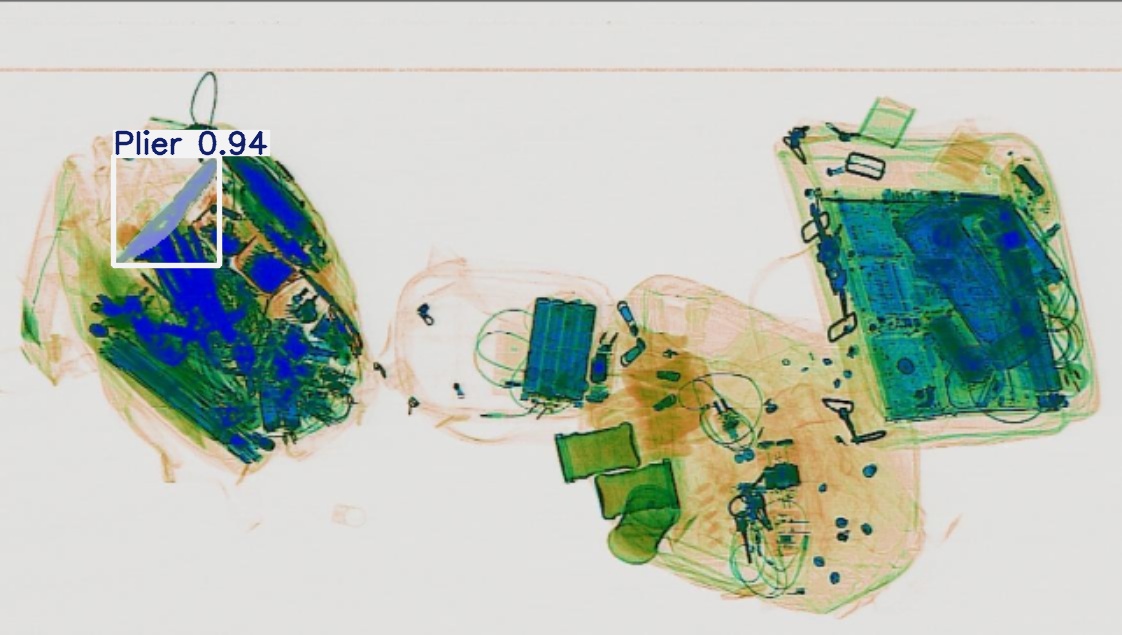 Detection preview by Segmentation_v8_large_300_train_300