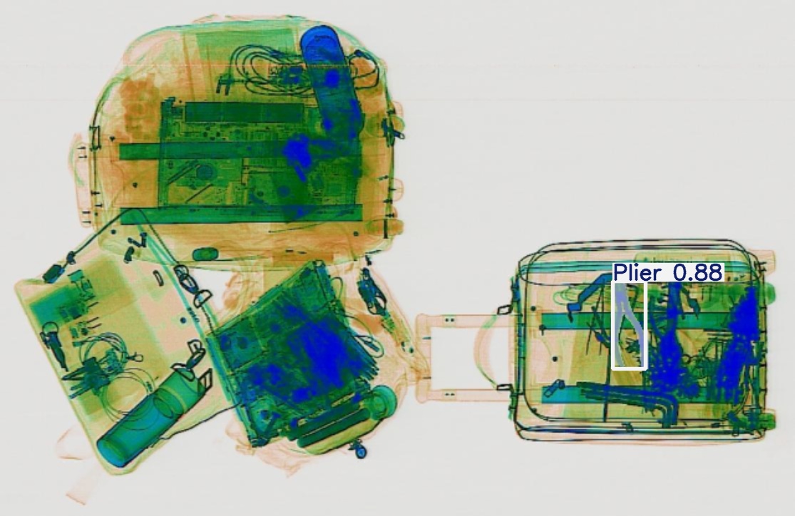 Detection preview by Segmentation_v8_large_300_train_300