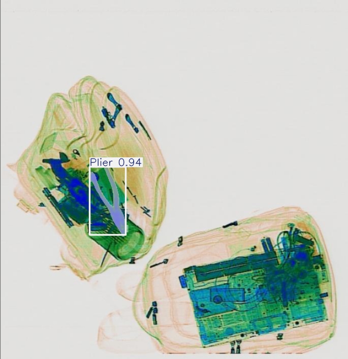 Detection preview by Segmentation_v8_large_300_train_300