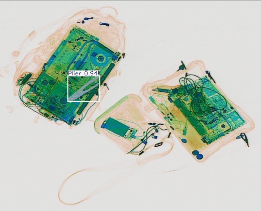 Detection preview by Segmentation_v8_large_300_train_300