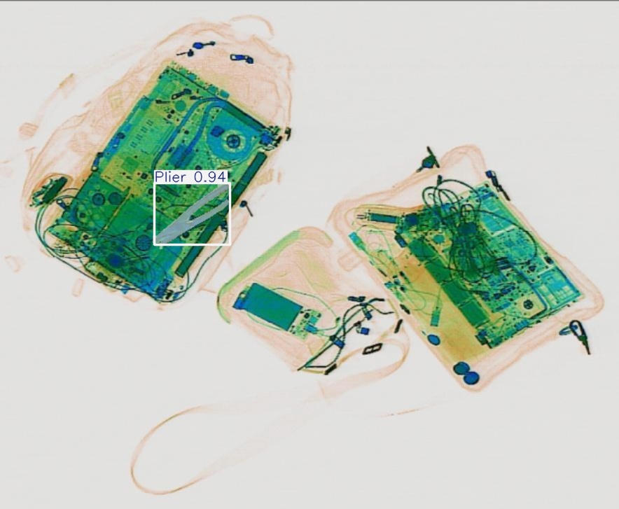 Detection preview by Segmentation_v8_large_300_train_300