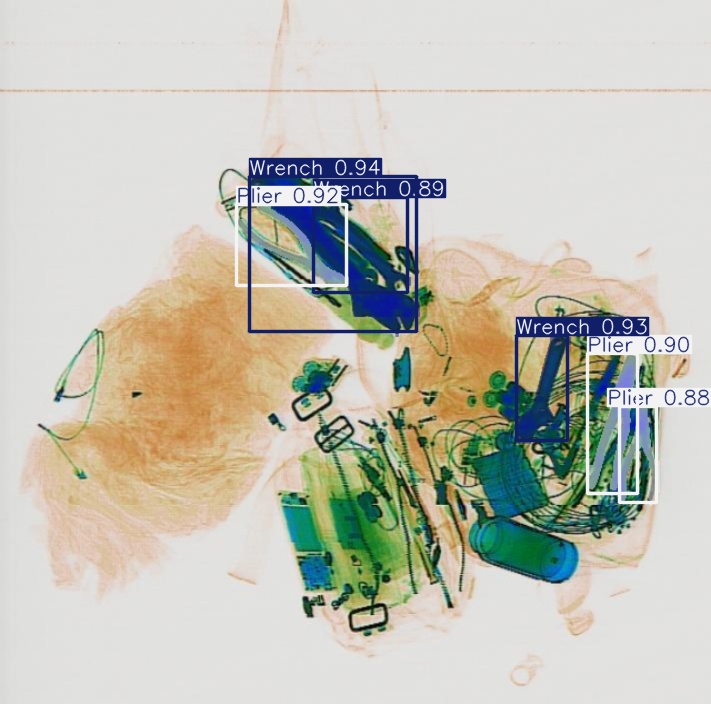 Detection preview by Segmentation_v8_large_300_train_300