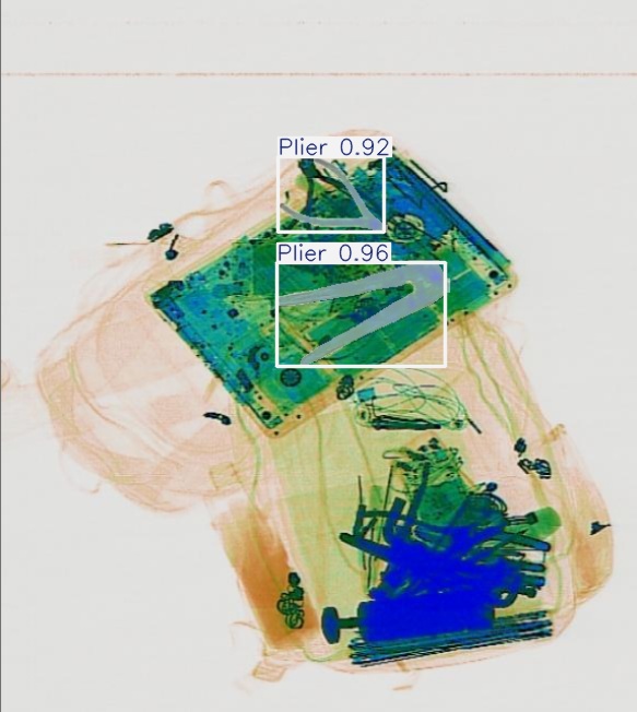 Detection preview by Segmentation_v8_large_300_train_300