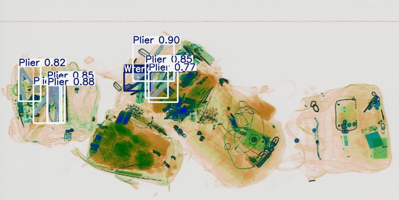 Detection preview by Segmentation_v8_large_300_train_300
