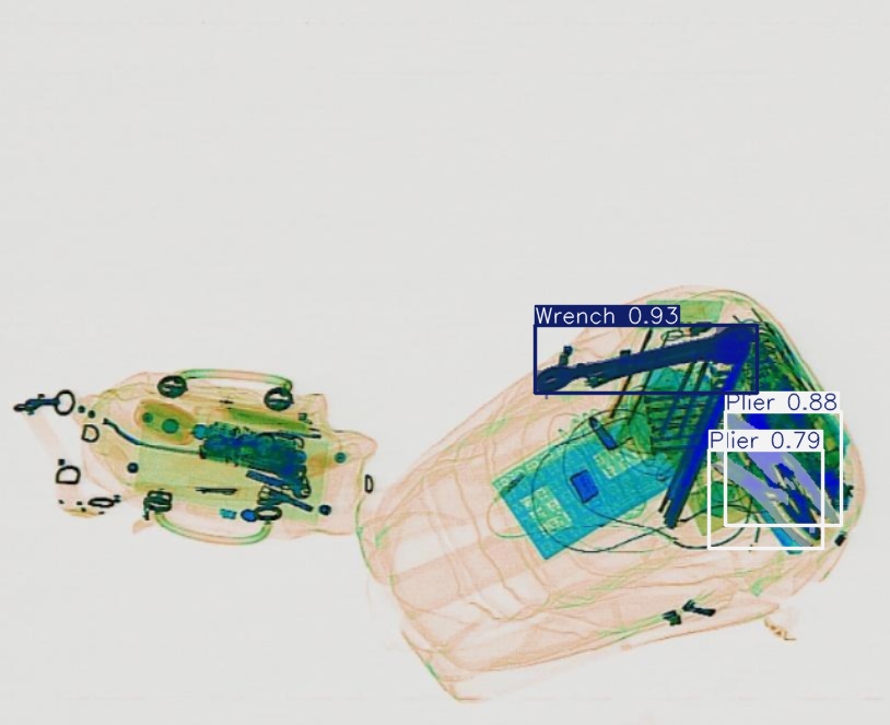 Detection preview by Segmentation_v8_large_300_train_300