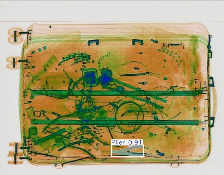 Detection preview by Segmentation_v8_large_300_train_300