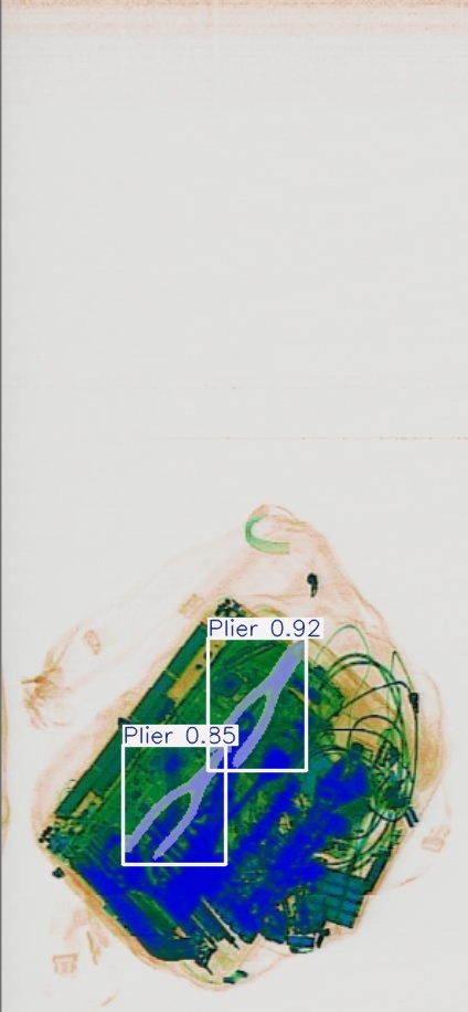 Detection preview by Segmentation_v8_large_300_train_300