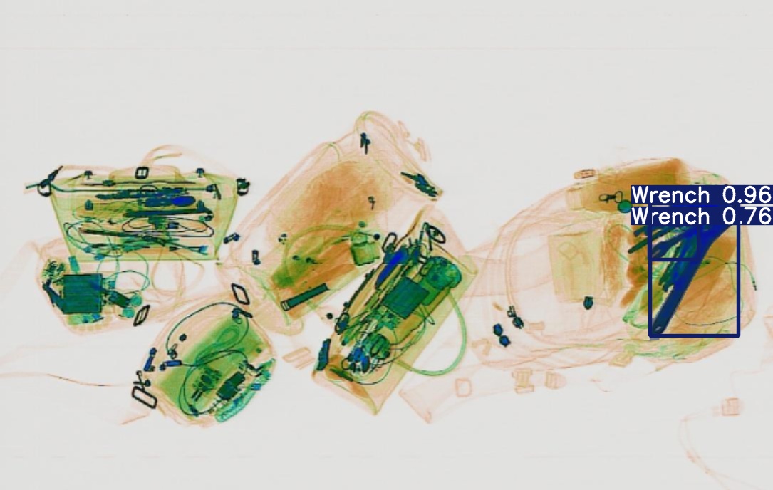 Detection preview by Segmentation_v8_large_300_train_300